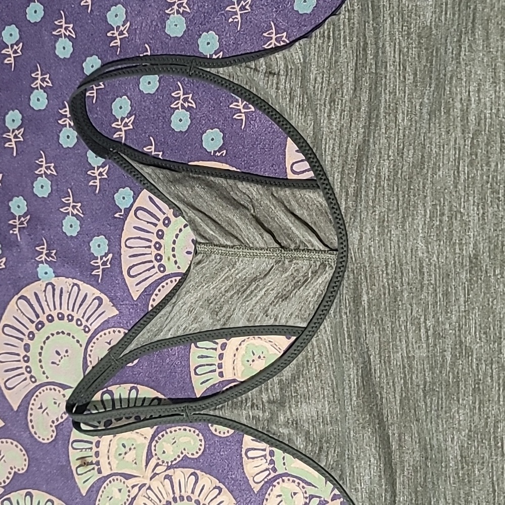 Lululemon Athletic Racer Back Tank - Picture 2 of 7